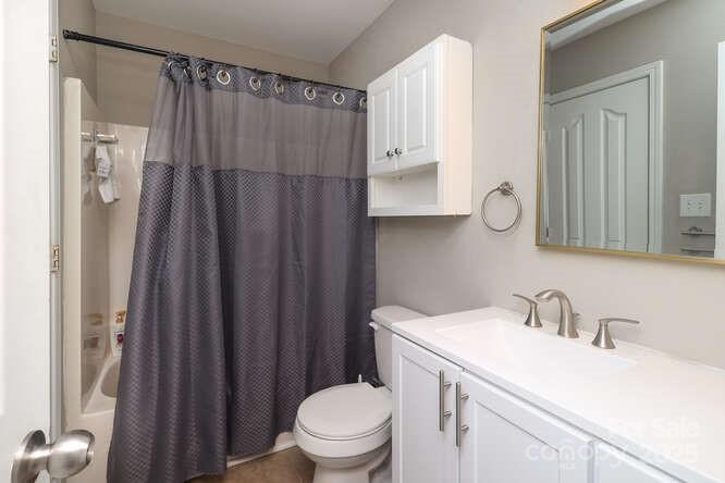 1109 Triece Lane Charlotte NC 28215