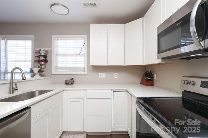 1109 Triece Lane Charlotte NC 28215