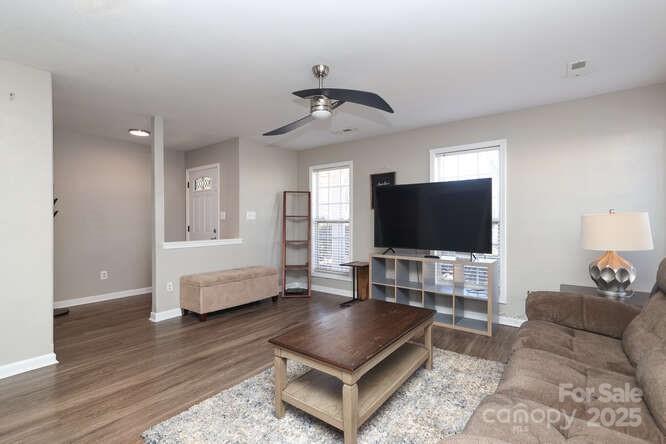 1109 Triece Lane Charlotte NC 28215