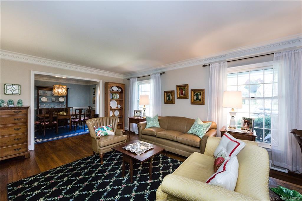 1427 Cavendish Court Charlotte NC 28211