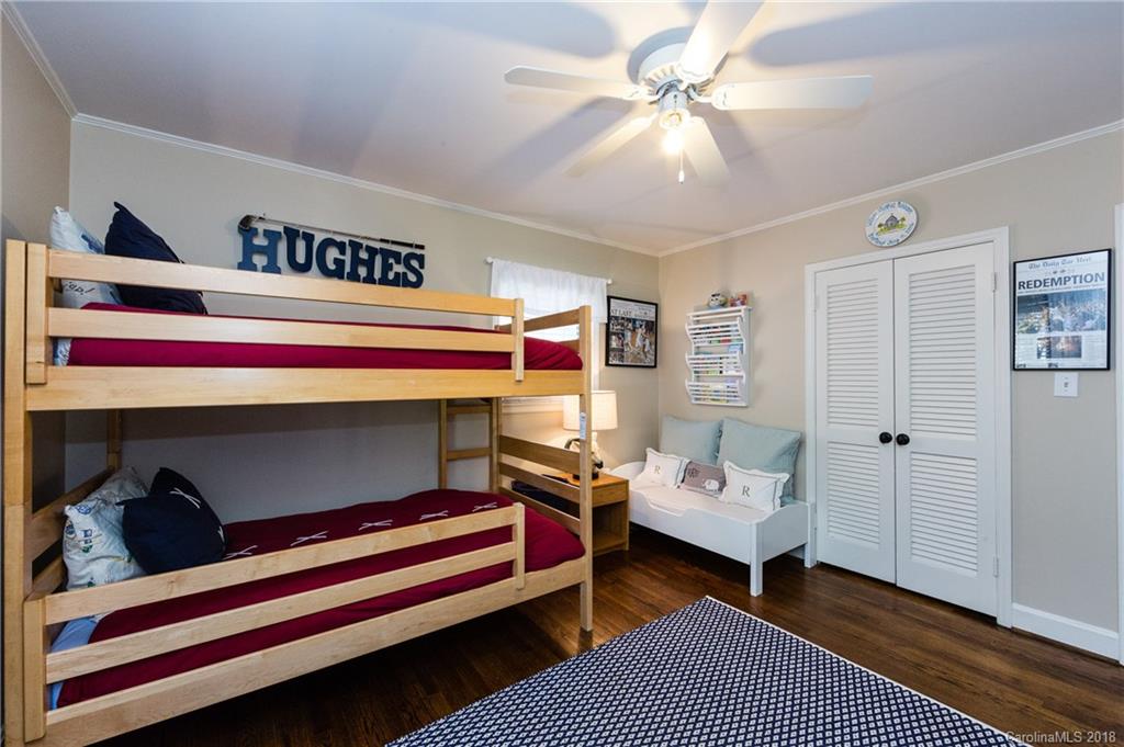 1427 Cavendish Court Charlotte NC 28211