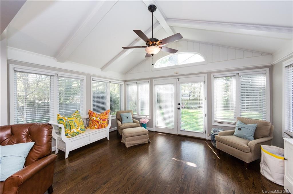 1427 Cavendish Court Charlotte NC 28211