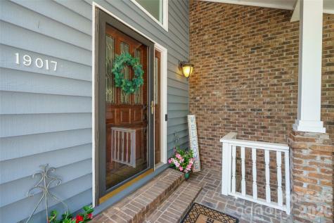 19017 Kailua Circle Tega Cay SC 29708