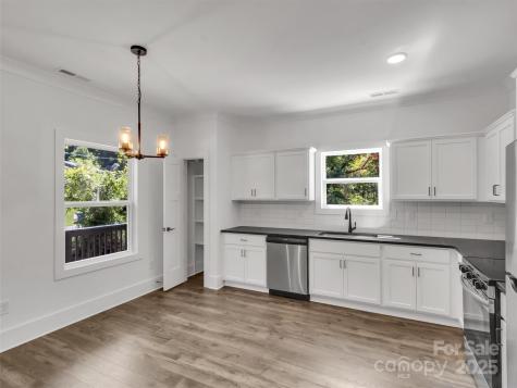 12 Whitson Road Asheville NC 28805