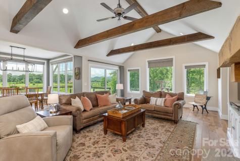 16 School House Road Mills River NC 28759