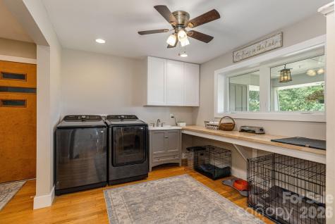 16 School House Road Mills River NC 28759