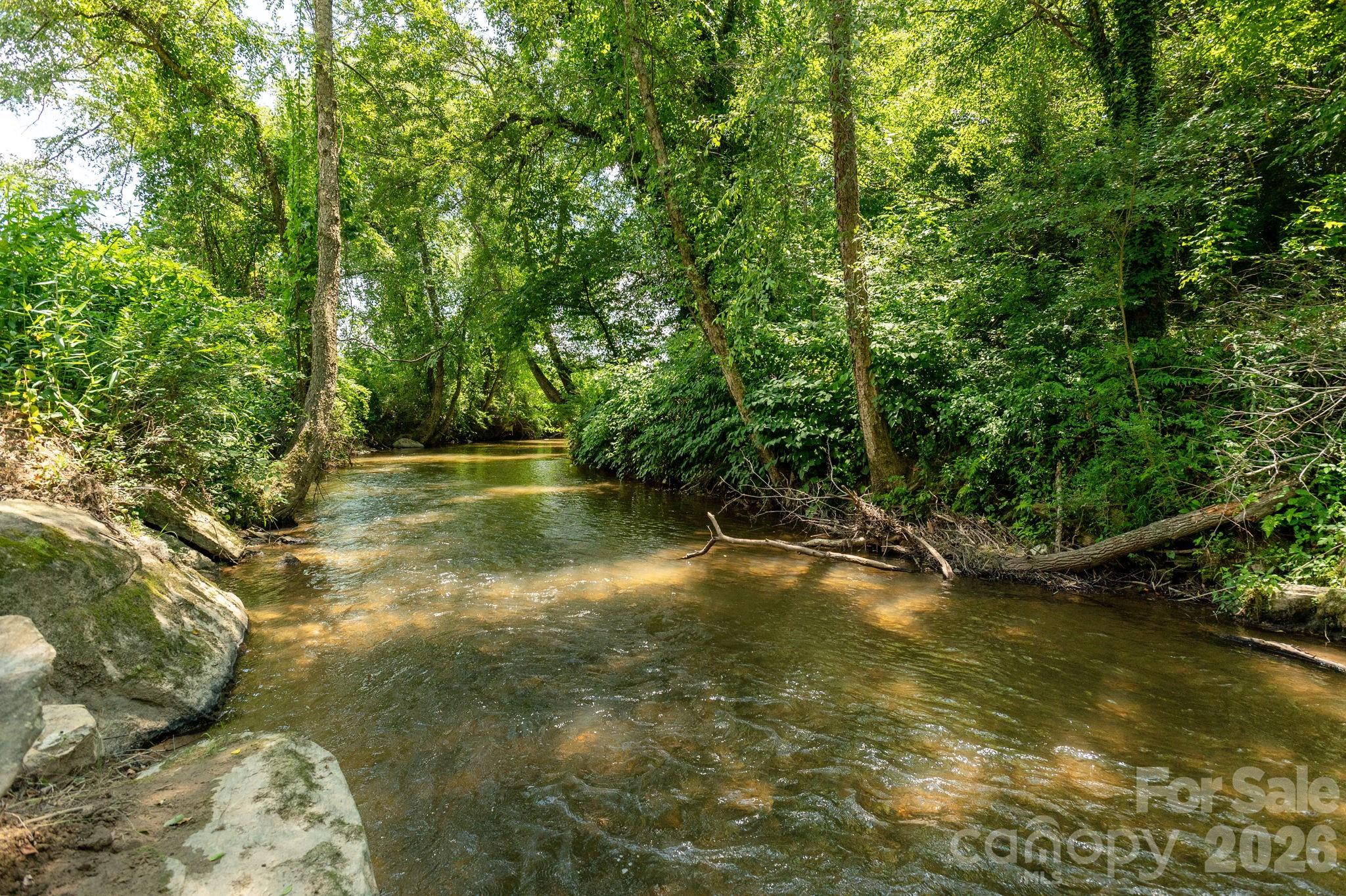16 School House Road Mills River NC 28759
