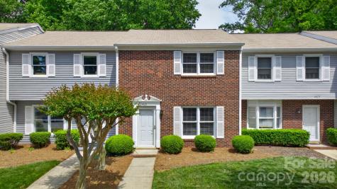 4321 Baylor Street Greensboro NC 27455