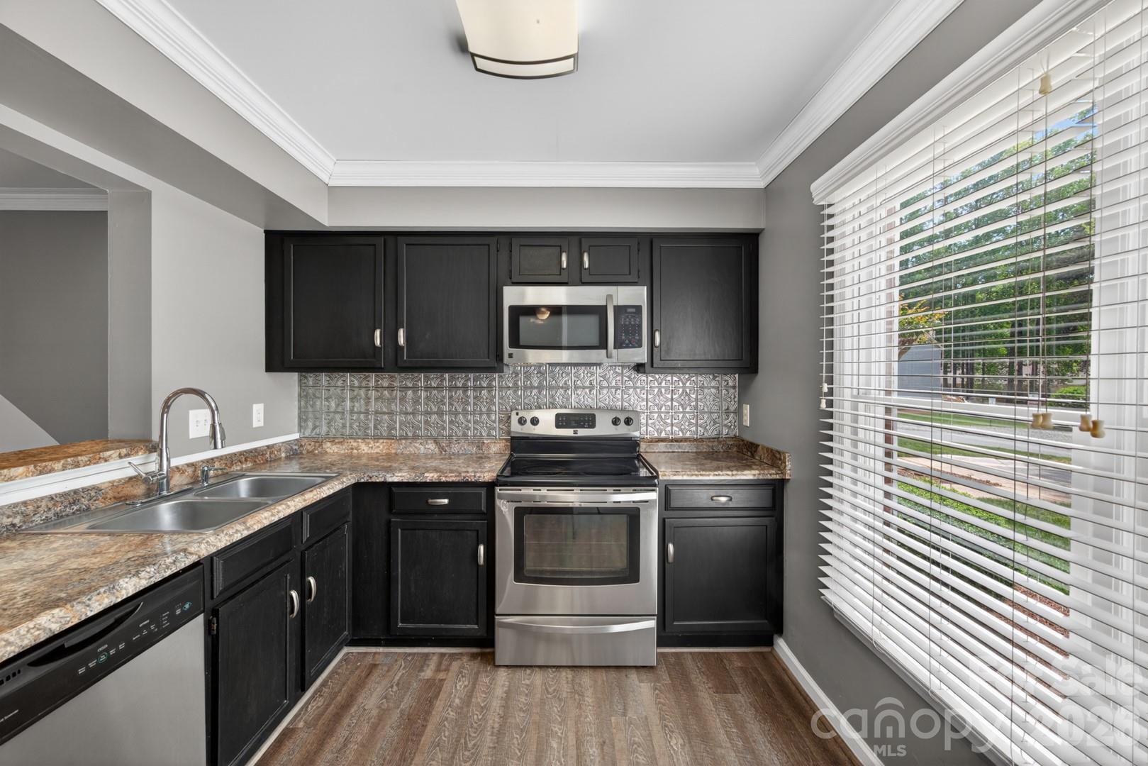 4321 Baylor Street Greensboro NC 27455