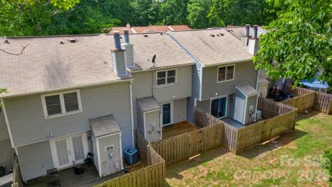 4321 Baylor Street Greensboro NC 27455