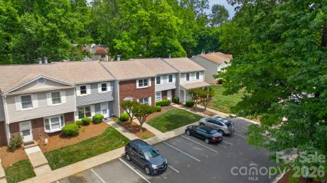 4321 Baylor Street Greensboro NC 27455