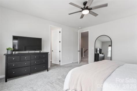 5730 Clear Creek Lane Charlotte NC 28215