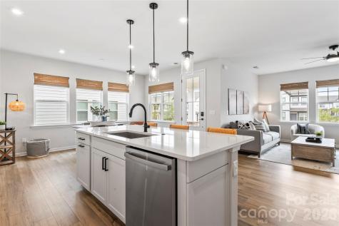 5730 Clear Creek Lane Charlotte NC 28215