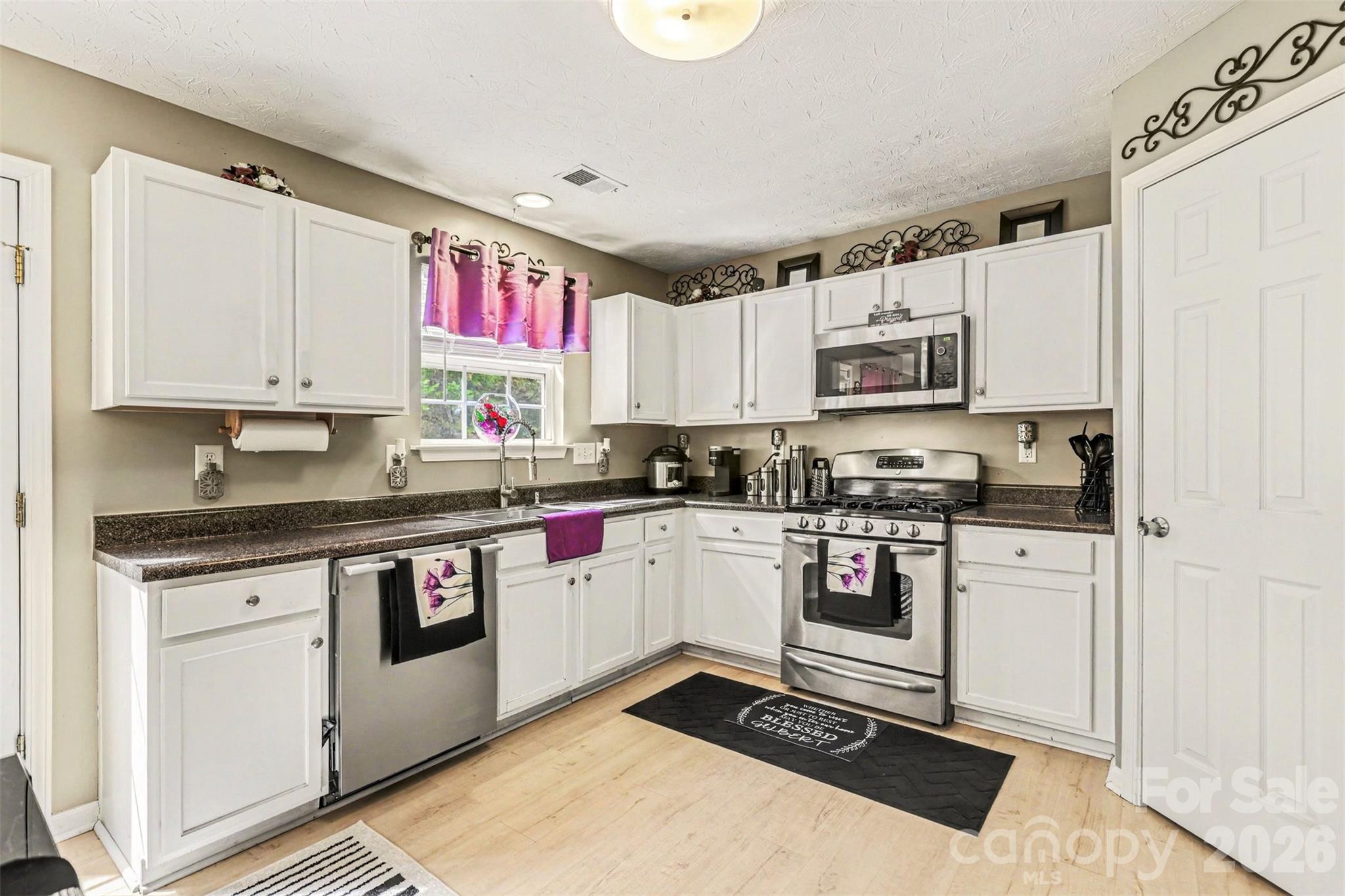 4905 Eagle Creek Drive Charlotte NC 28269