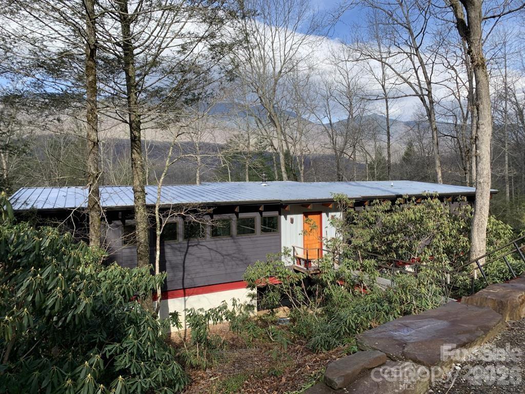 448 Mount Mitchell Drive Burnsville NC 28714