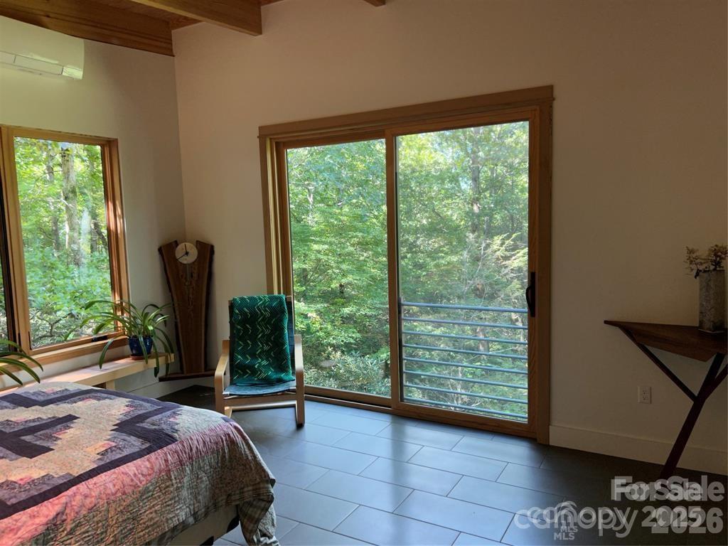 448 Mount Mitchell Drive Burnsville NC 28714