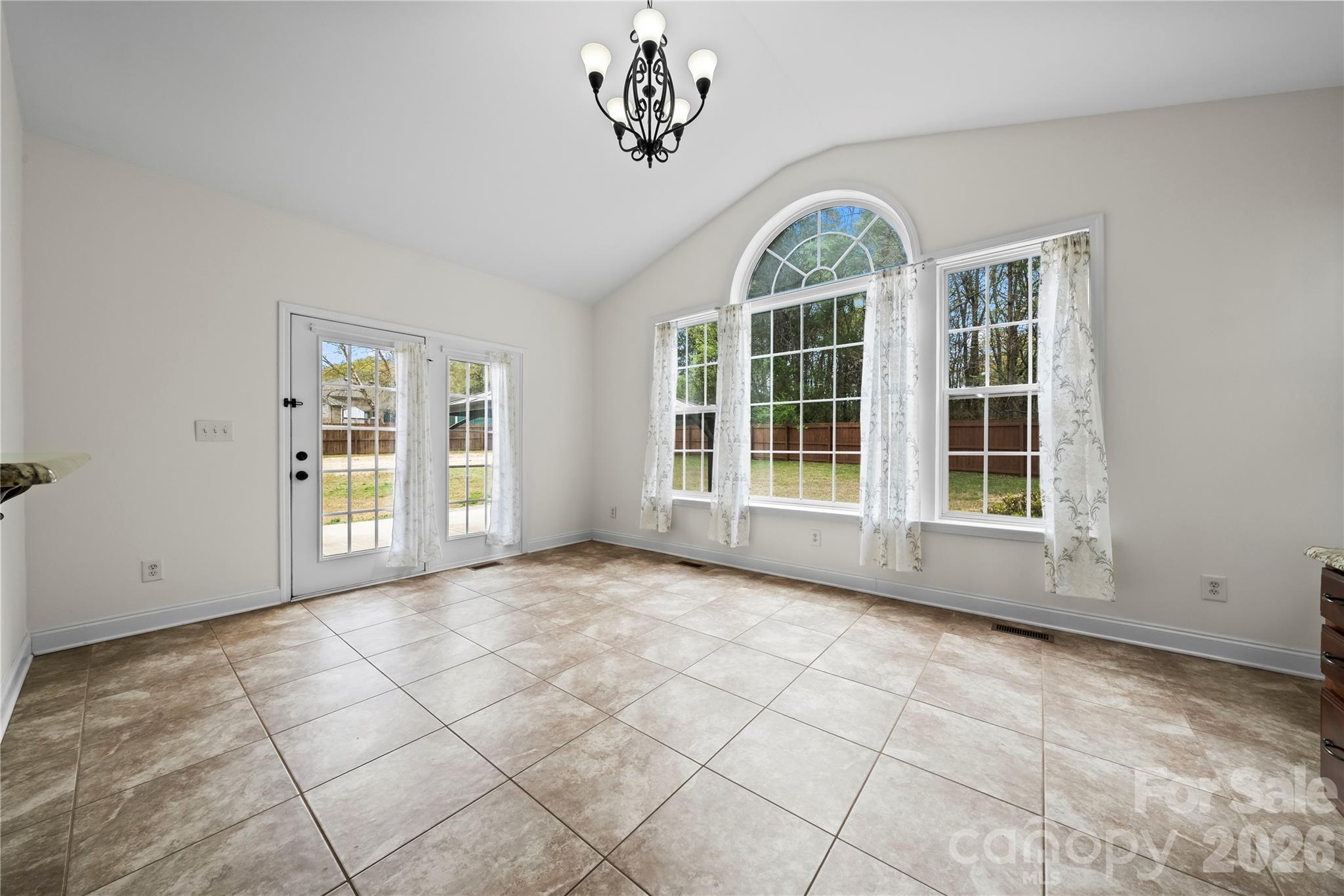2589 Shamrock Road Harrisburg NC 28075