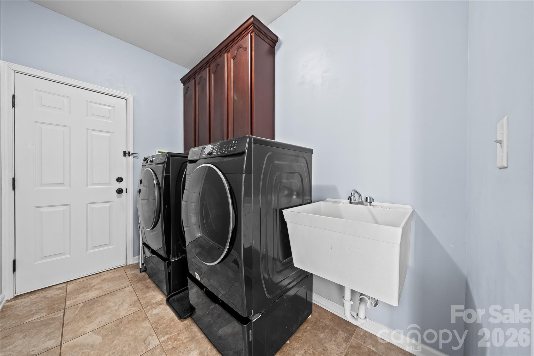 2589 Shamrock Road Harrisburg NC 28075