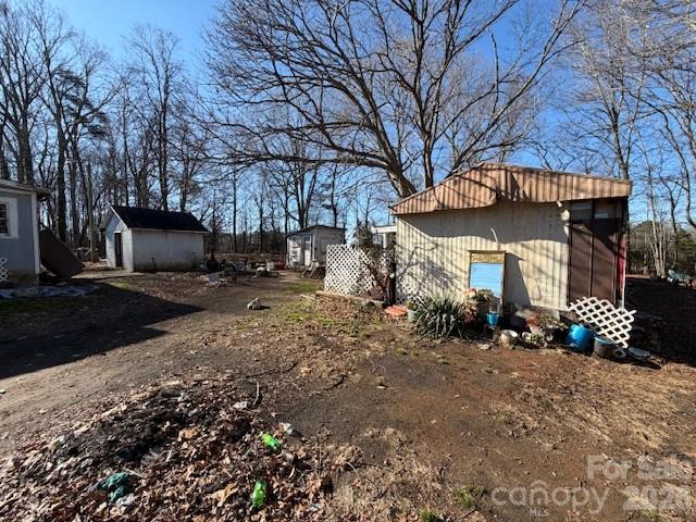 7626 Nc 90 Highway E Stony Point NC 28678