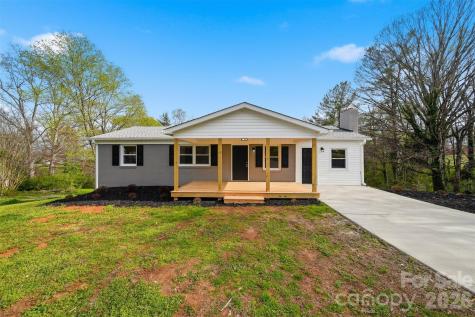 1033 Stagecoach Trail Lenoir NC 28645