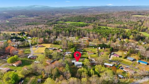 1033 Stagecoach Trail Lenoir NC 28645