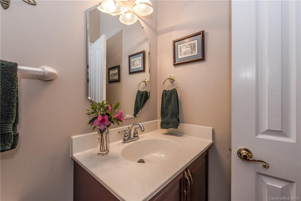 6009 Glen Manor Drive Charlotte NC 28269