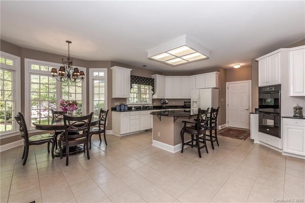 6009 Glen Manor Drive Charlotte NC 28269