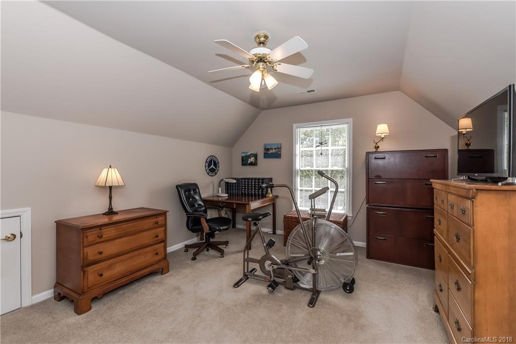 6009 Glen Manor Drive Charlotte NC 28269