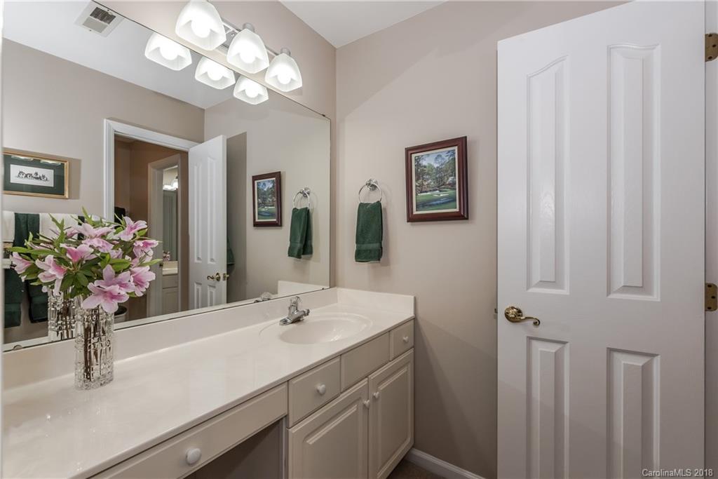 6009 Glen Manor Drive Charlotte NC 28269