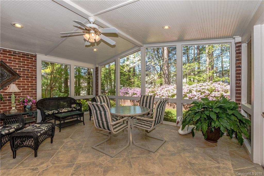 6009 Glen Manor Drive Charlotte NC 28269