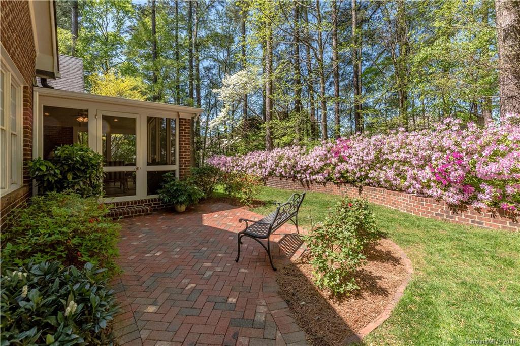 6009 Glen Manor Drive Charlotte NC 28269