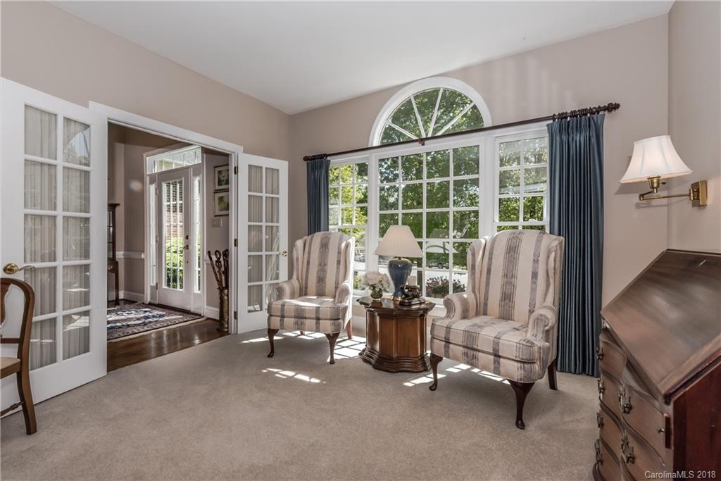 6009 Glen Manor Drive Charlotte NC 28269
