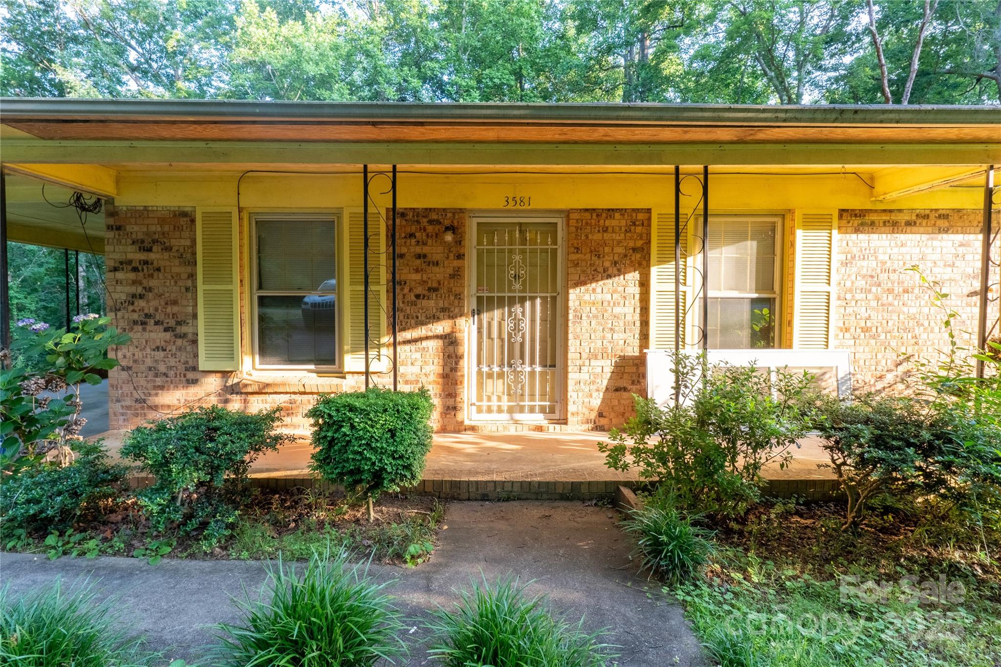 3581 Thompson Street Newton NC 28658