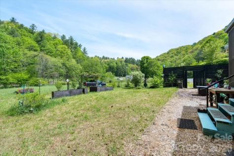 72 Amos Creek Road Marshall NC 28753