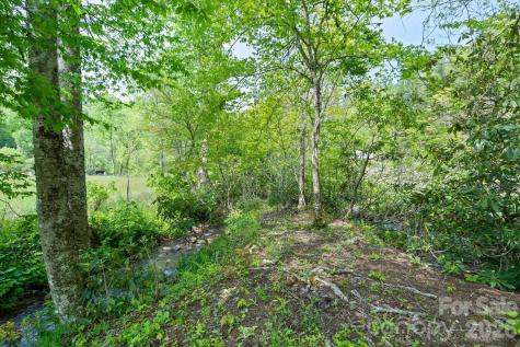 72 Amos Creek Road Marshall NC 28753