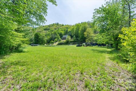 72 Amos Creek Road Marshall NC 28753