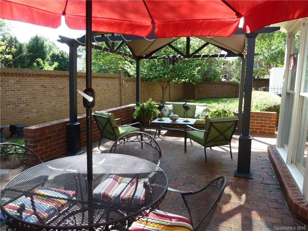 2424 Wolfe Ridge Road Charlotte NC 28210