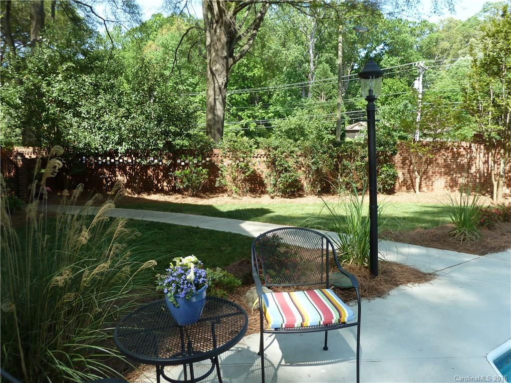 2424 Wolfe Ridge Road Charlotte NC 28210
