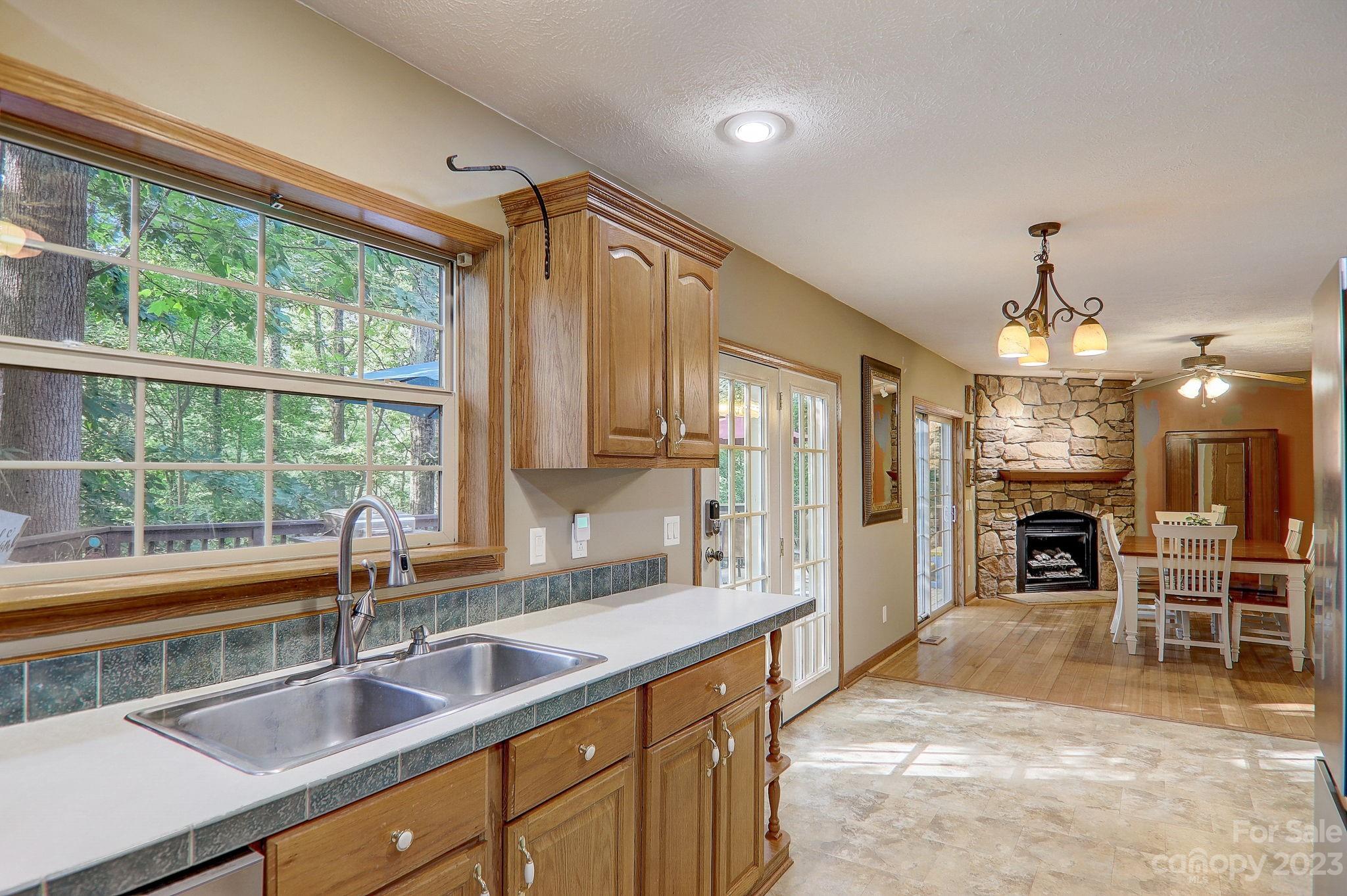 28 Afternoon Drive Fairview NC 28730