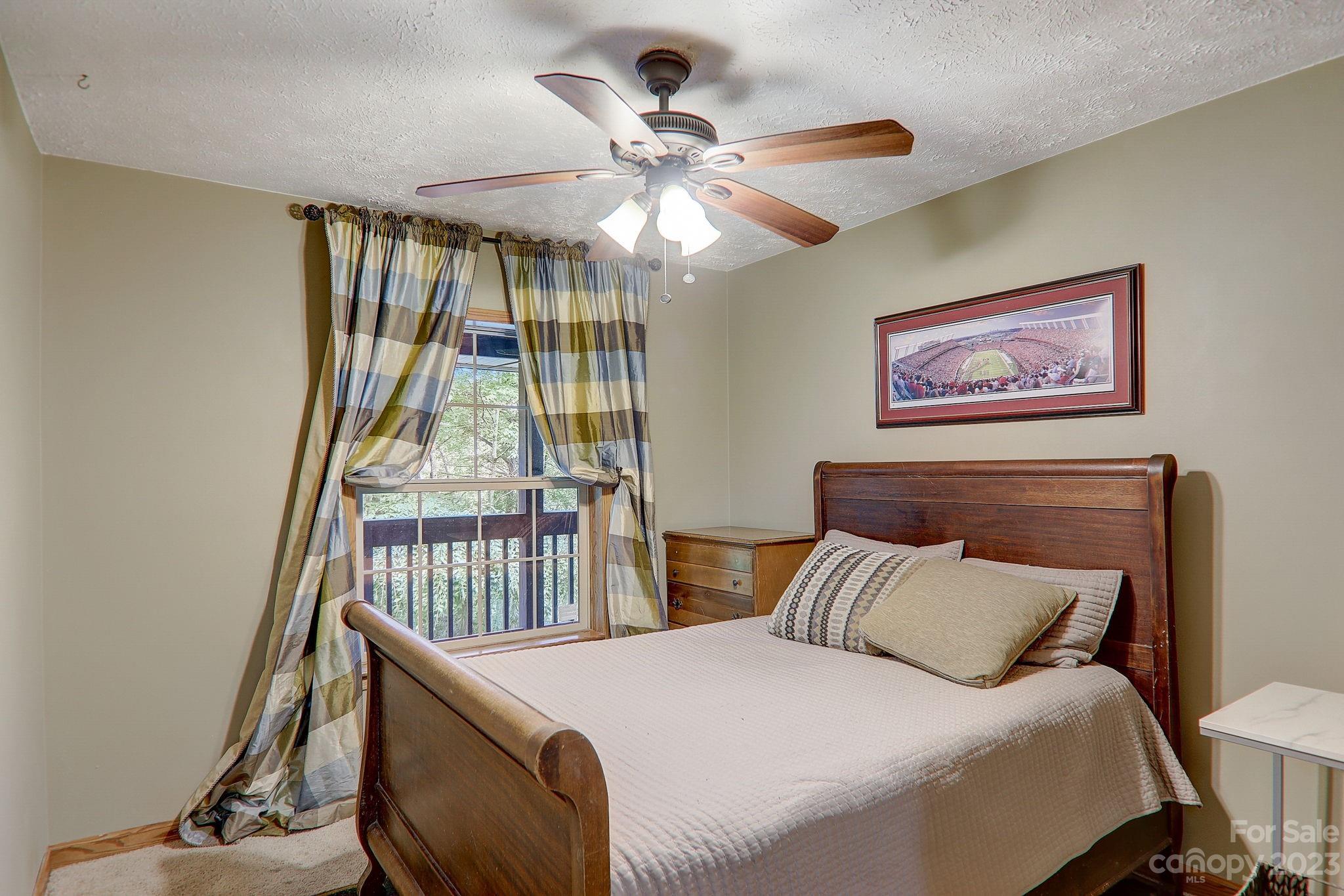 28 Afternoon Drive Fairview NC 28730