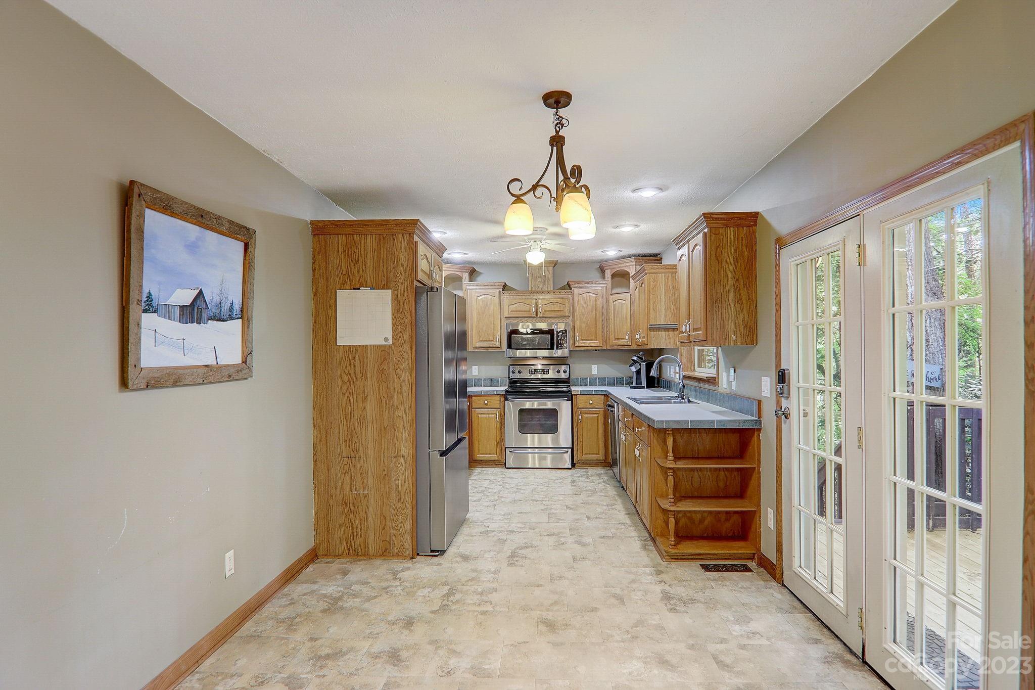 28 Afternoon Drive Fairview NC 28730