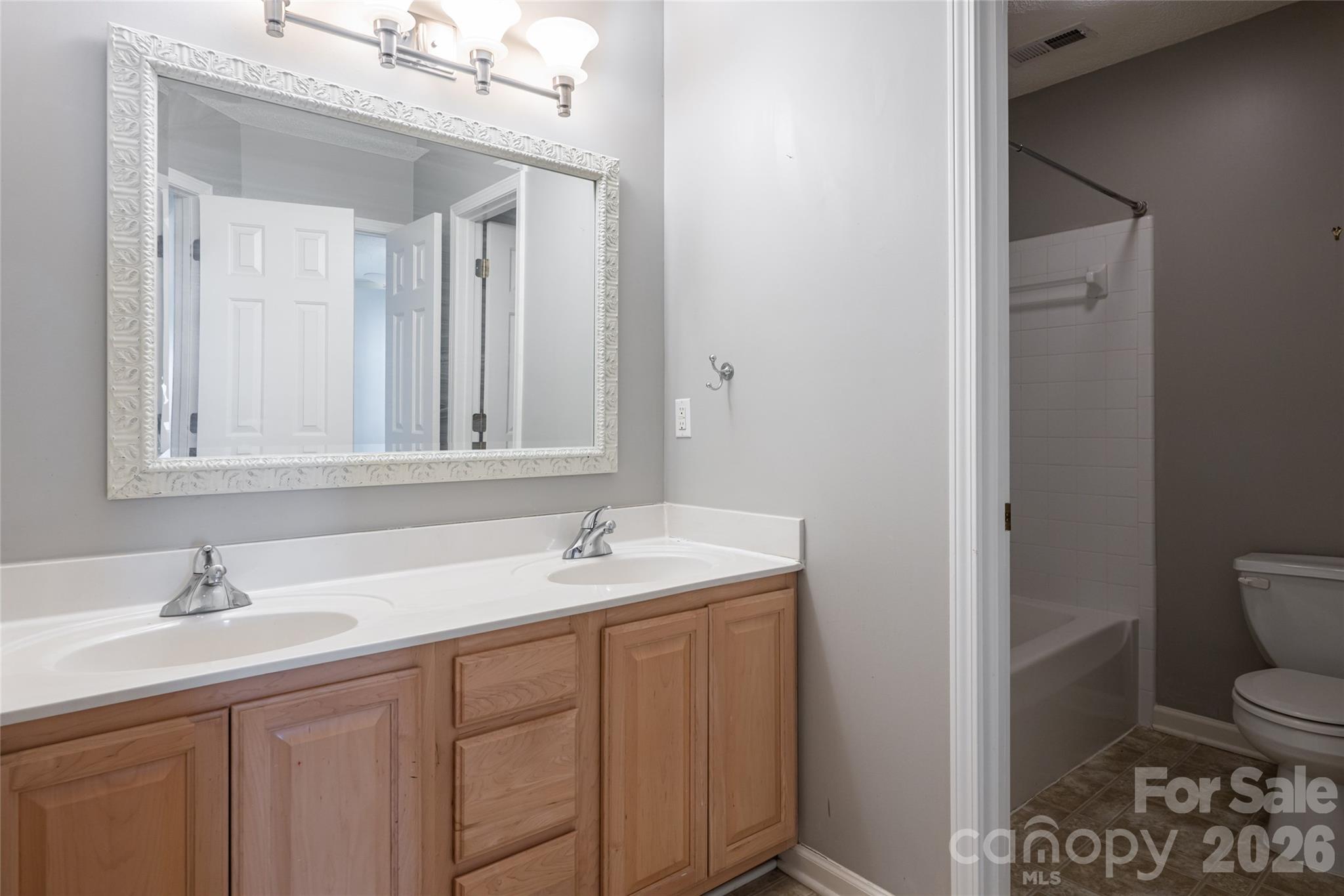 48 Brownstone Court Fletcher NC 28732