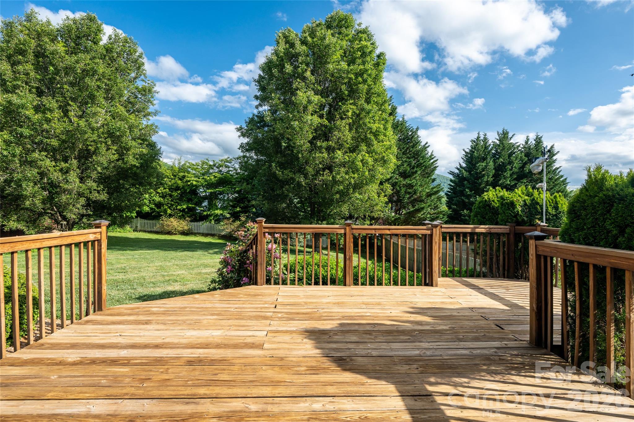 48 Brownstone Court Fletcher NC 28732