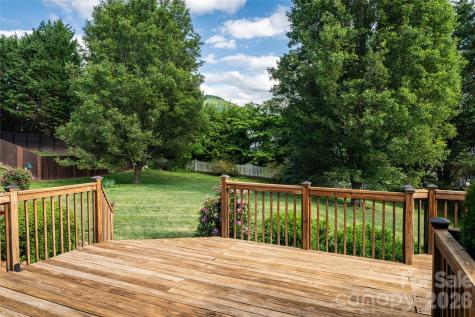 48 Brownstone Court Fletcher NC 28732