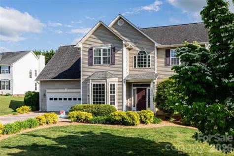 48 Brownstone Court Fletcher NC 28732