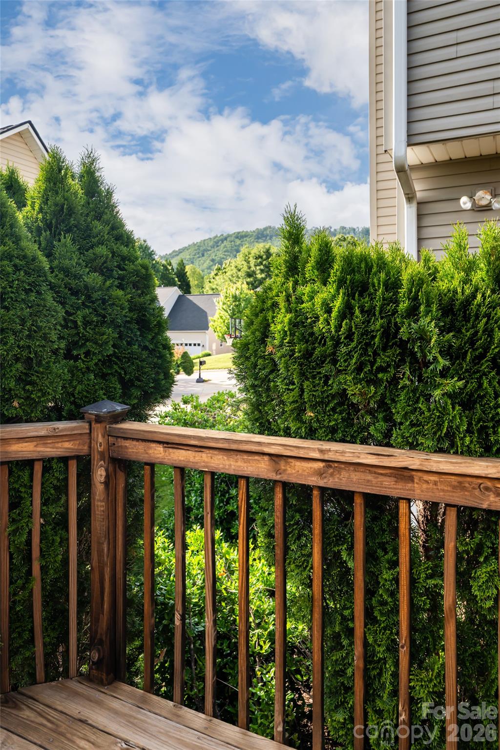 48 Brownstone Court Fletcher NC 28732