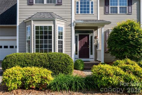 48 Brownstone Court Fletcher NC 28732