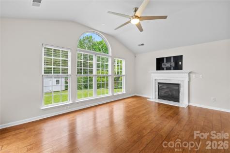 124 Huckleberry Lane Mount Holly NC 28120