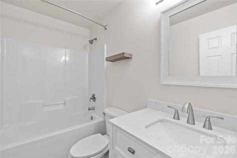 124 Huckleberry Lane Mount Holly NC 28120