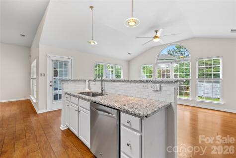 124 Huckleberry Lane Mount Holly NC 28120